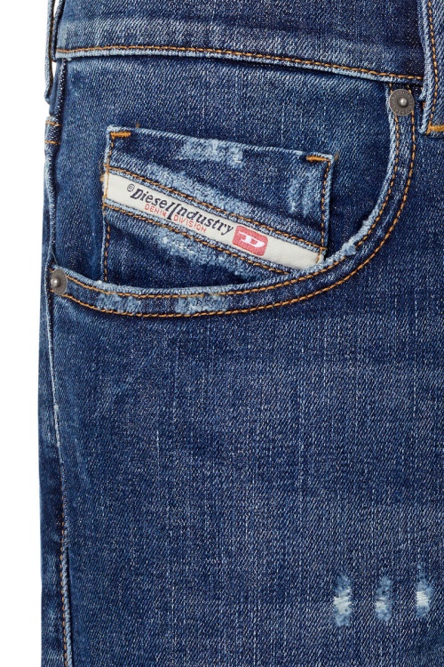 Medium Blue Diesel 2019 D-Strukt 09E45 Slim Jeans