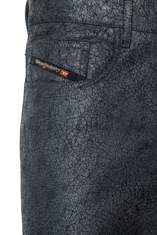 Grey L-Mac-Crk Diesel