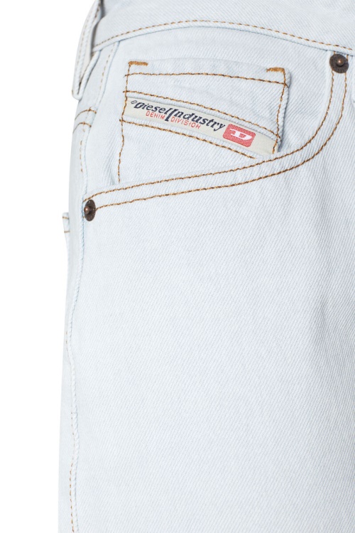 1999 0079Z Straight Jeans Diesel Light Blue