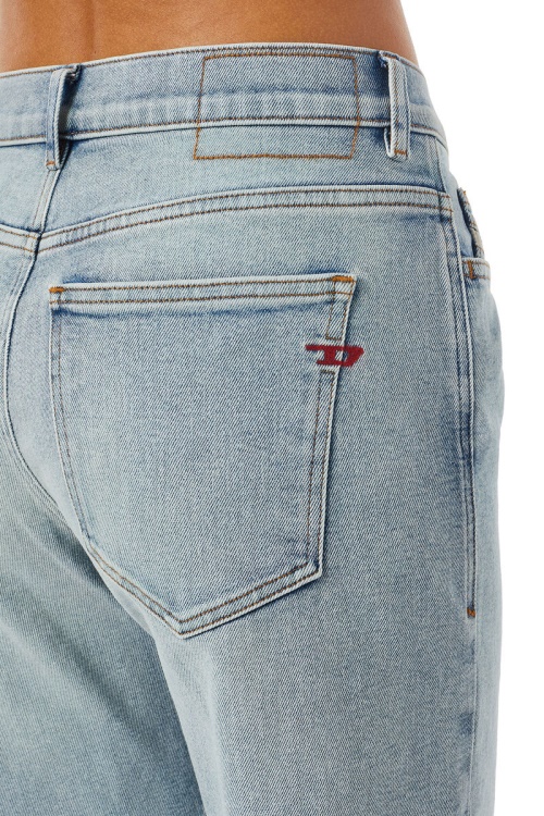 Diesel 2016 D-Air 09C08 Boyfriend Jeans Light Blue