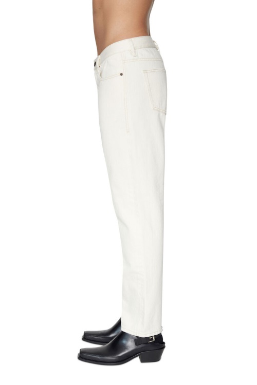 2020 D-Viker 09B95 Straight Jeans Diesel White