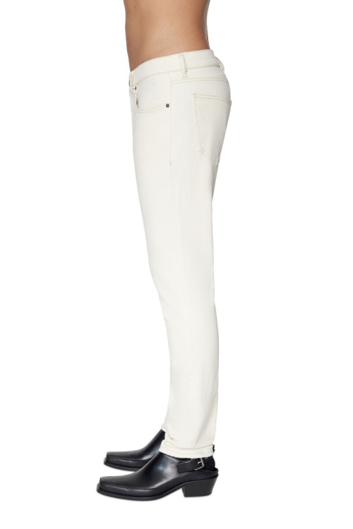 Diesel 2019 D-Strukt 09B94 Slim Jeans White