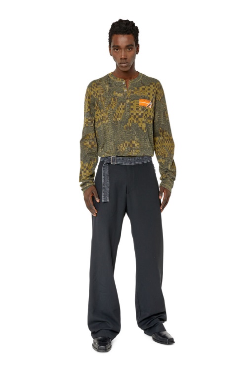 Diesel T-Juser-G1 In Military Green