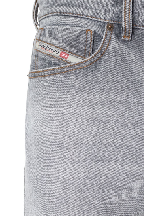 Light Grey 1995 007D4 Straight Jeans Diesel
