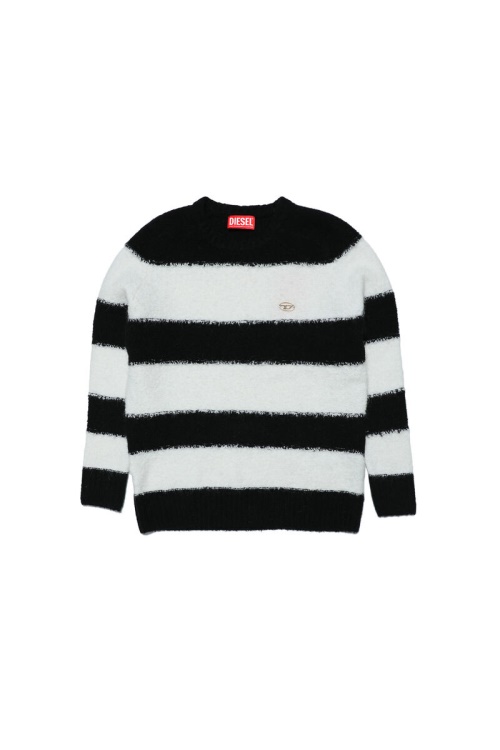 Black/White Kviri Over Diesel