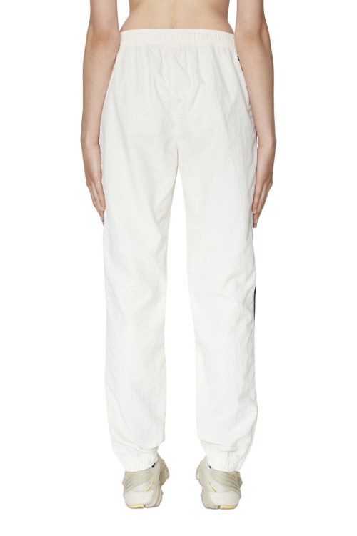 Awwb-Sweang-Ht25 Diesel White