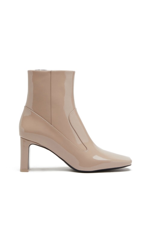 Beige D-Millenia Diesel