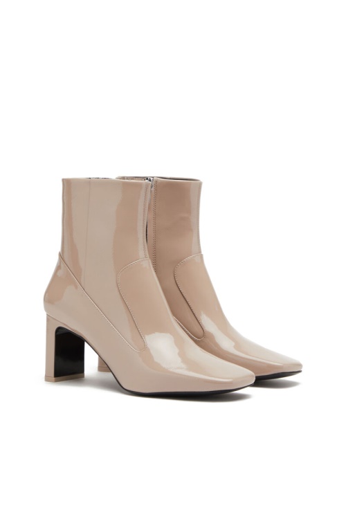 Beige D-Millenia Diesel