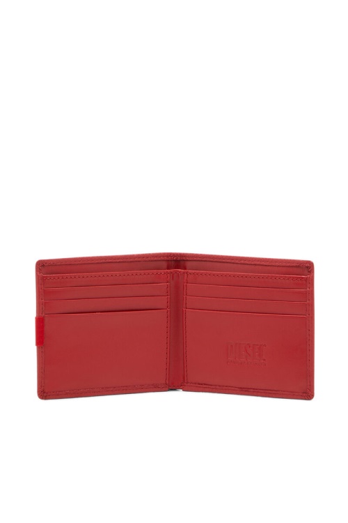 Neela/Nila Diesel Red