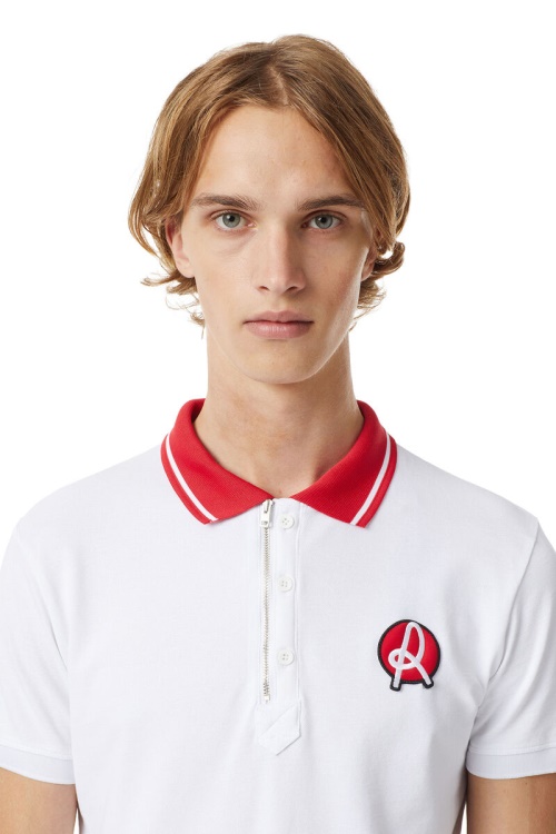 White Lr-T-Hart-Vic Diesel