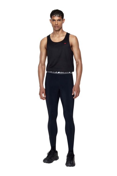 Amsb-Attuck-Wt19 Diesel Black