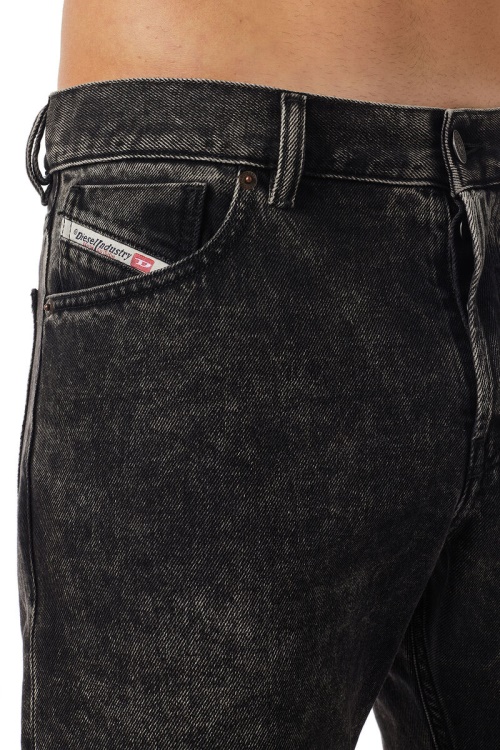 Black/Dark Grey Diesel 1995 09B87 Fashion Straight Jeans