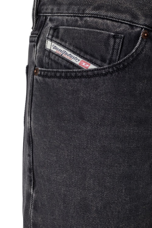 Black/Dark Grey Diesel 1995 09B87 Straight Jeans