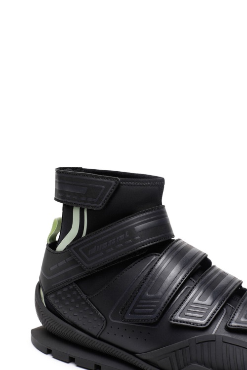 Black Diesel Pendhio Sock