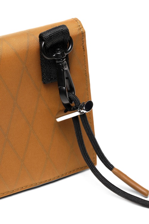 Diesel Threefold Brown