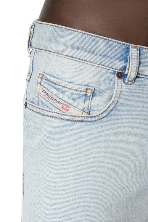 2021 09C08 Bootcut Jeans Diesel Light Blue