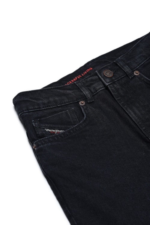 Black/Dark Grey 2005 D-Fining-J Diesel