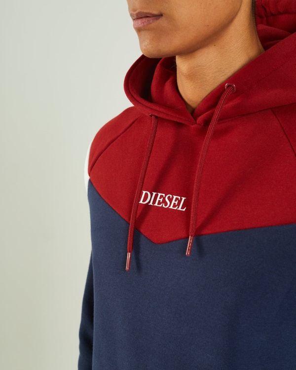 Huxley Hood Red Dahlia Diesel