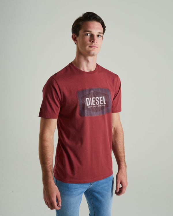 Diesel Peter Tee Red Oxide
