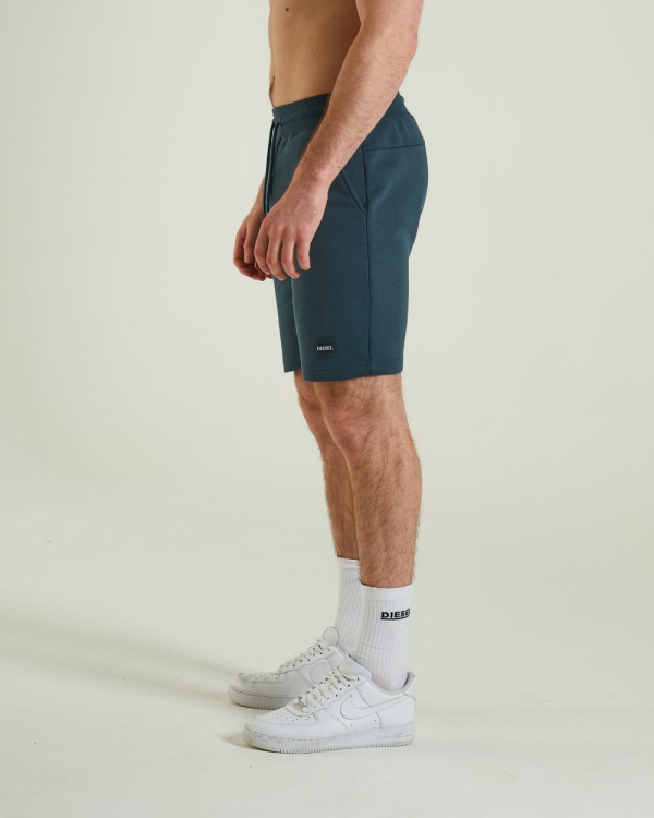 Callum Short Deep Pond Diesel Green