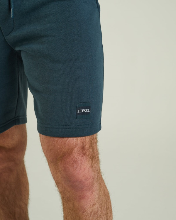 Callum Short Deep Pond Diesel Green