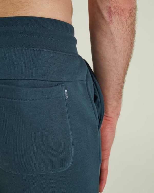 Callum Short Deep Pond Diesel Green