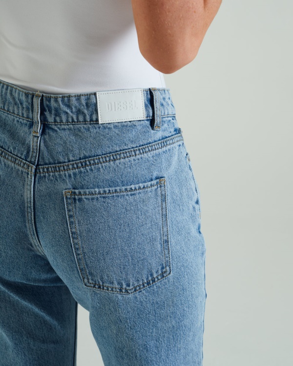 Florrie Mom Jean Light Blue Diesel