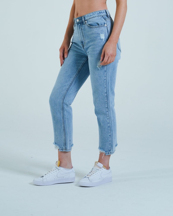 Taylor Straight Leg Laundry Blue Diesel