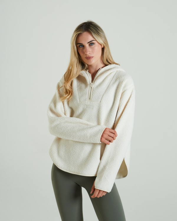 Bora Fleece Hood Golden Ivory Diesel Ivory