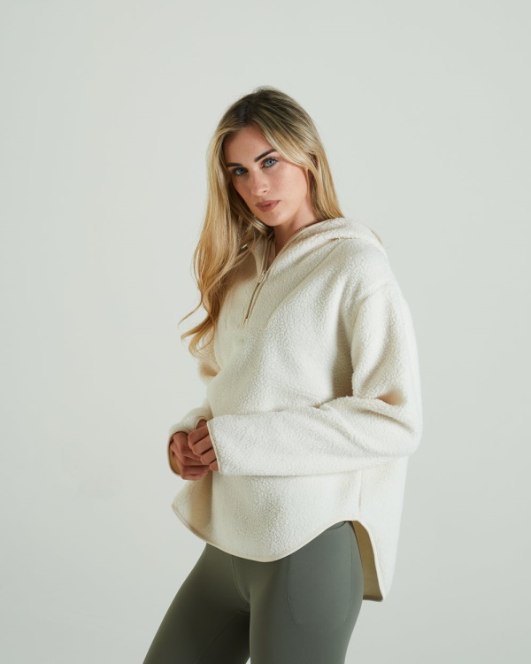 Bora Fleece Hood Golden Ivory Diesel Ivory
