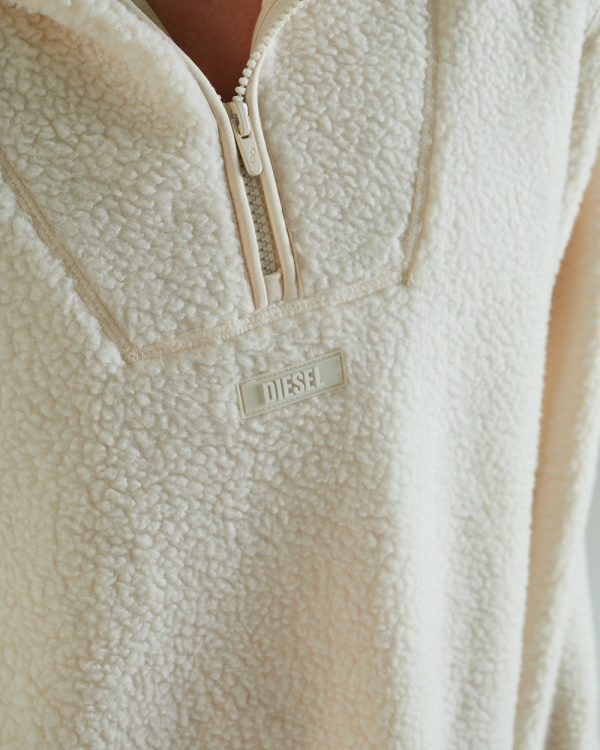 Bora Fleece Hood Golden Ivory Diesel Ivory