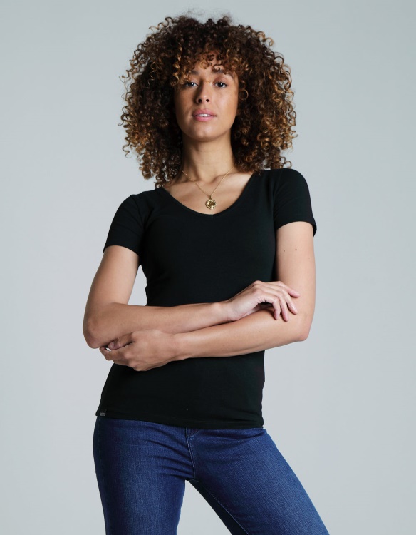 Clara V Neck Basic Diesel Black