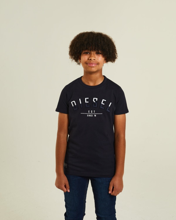 Joshua Tee Navy Diesel Red