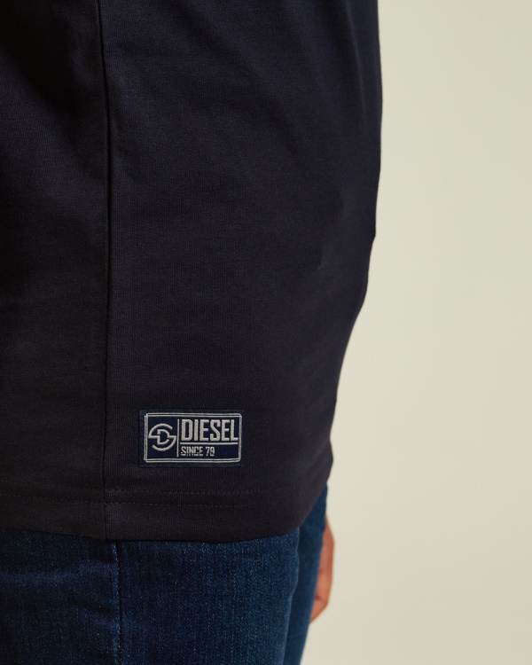 Joshua Tee Navy Diesel Red