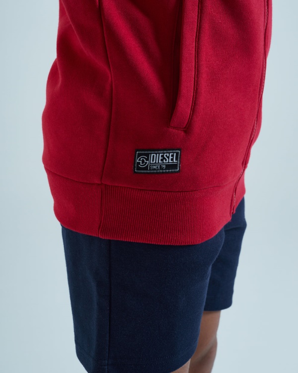 Hayward Zipper Red Diesel Grey