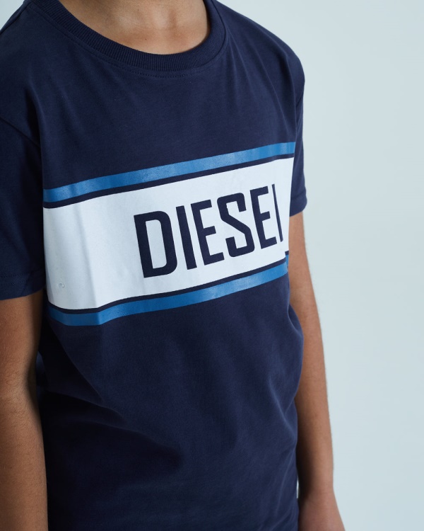 Doyle Tee Navy Diesel Red