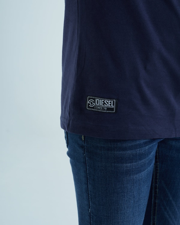 Doyle Tee Navy Diesel Red