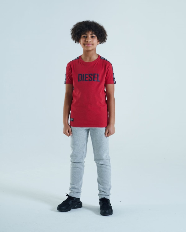 Cosmo Tee Red Diesel Navy
