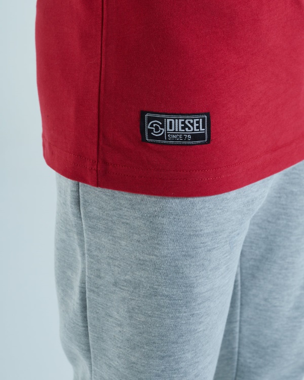 Cosmo Tee Red Diesel Navy