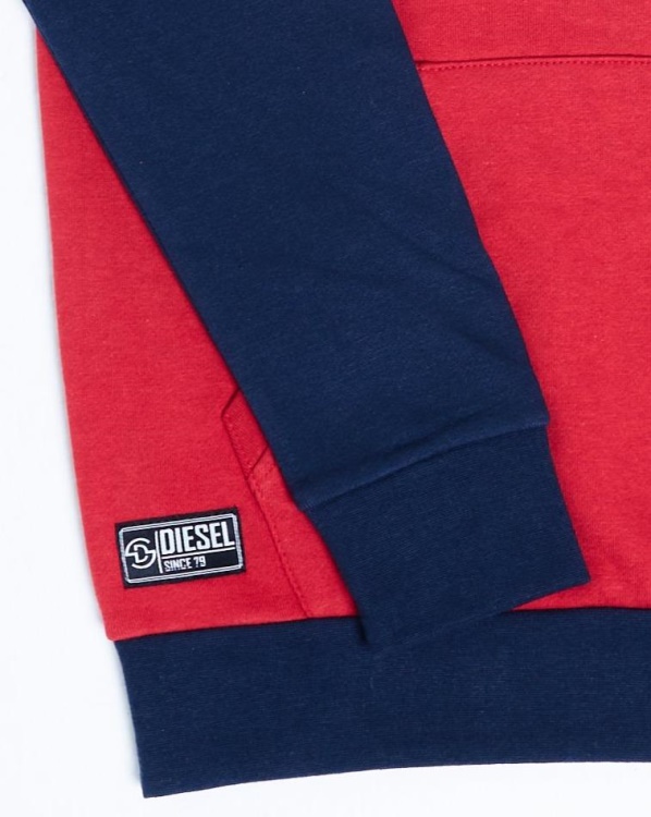 Gareth Hood Red Diesel White