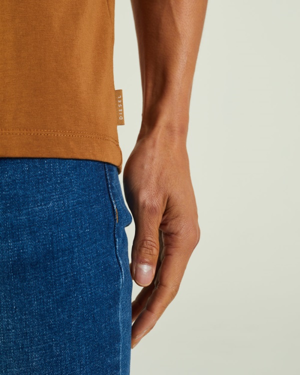 Pink Fabriccio Tee Maple Leaf Diesel