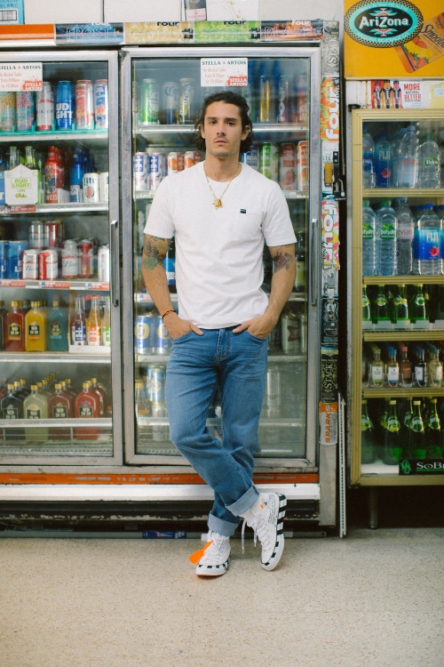 Basic Brett Pocket Tee Optic Diesel Black