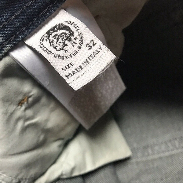 Diesel Dagh Xp 084Zs Men's Jeans Regular Straight Distress Blue Denim Made