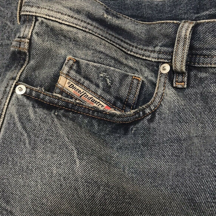 Diesel Dagh Xp 084Zs Men's Jeans Regular Straight Distress Blue Denim Made