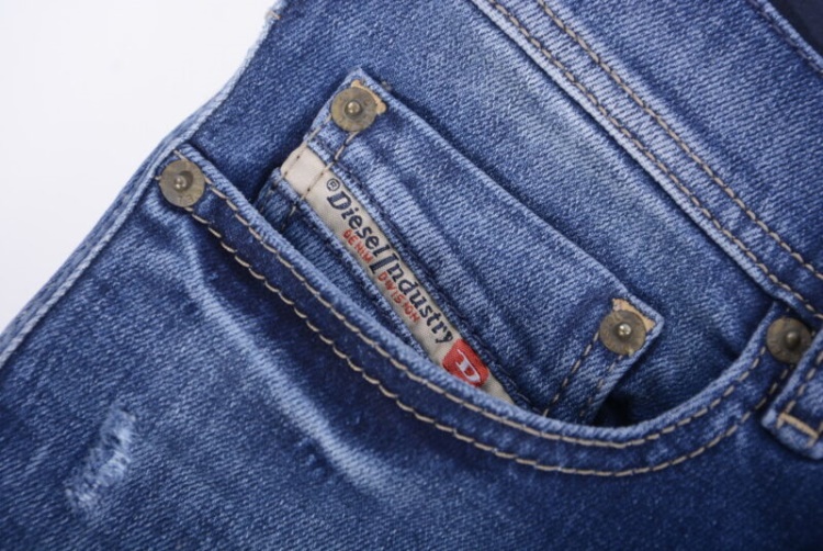 Diesel Tepphar 084Gg Men's Denim Jeans Distressed Stretch Slim Fit Carrot