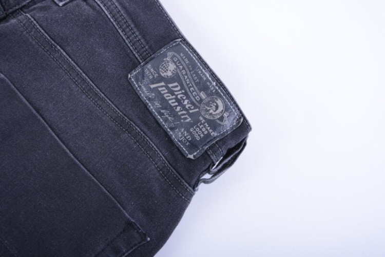 Diesel Tepphar R9F66 Men's Denim Jeans Stretch Slim Fit Carrot Leg Casual Trouser