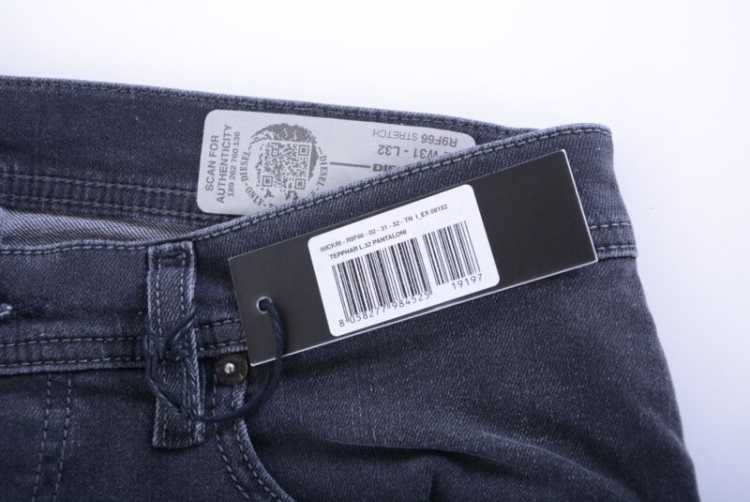 Diesel Tepphar R9F66 Men's Denim Jeans Stretch Slim Fit Carrot Leg Casual Trouser